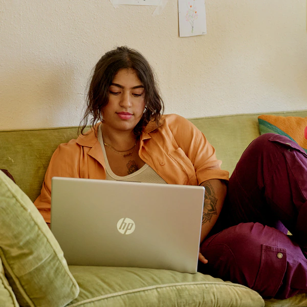 HP Laptop 15-fd0107ne – 12th Generation Intel Core i7, 16GB RAM, 512GB SSD, 15.6" FHD – Natural Silver