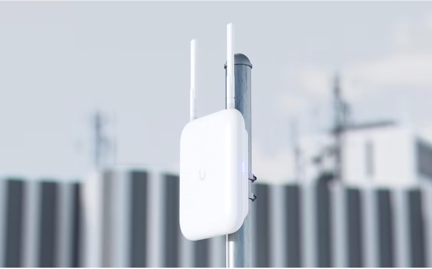 Ubiquiti UX7 – High-Performance Long-Range Wi-Fi Access Point, 4x4 MIMO, Dual-Band, Gigabit Ethernet, Enterprise-Grade Wireless, PoE Powered, Indoor/Outdoor Deployment